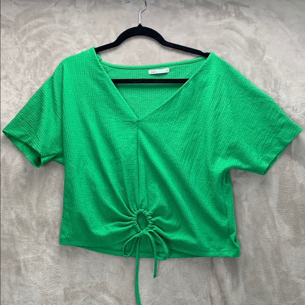ZARA | LARGE WOMENS | CROP TIE FRONT BLOUSE in GREEN